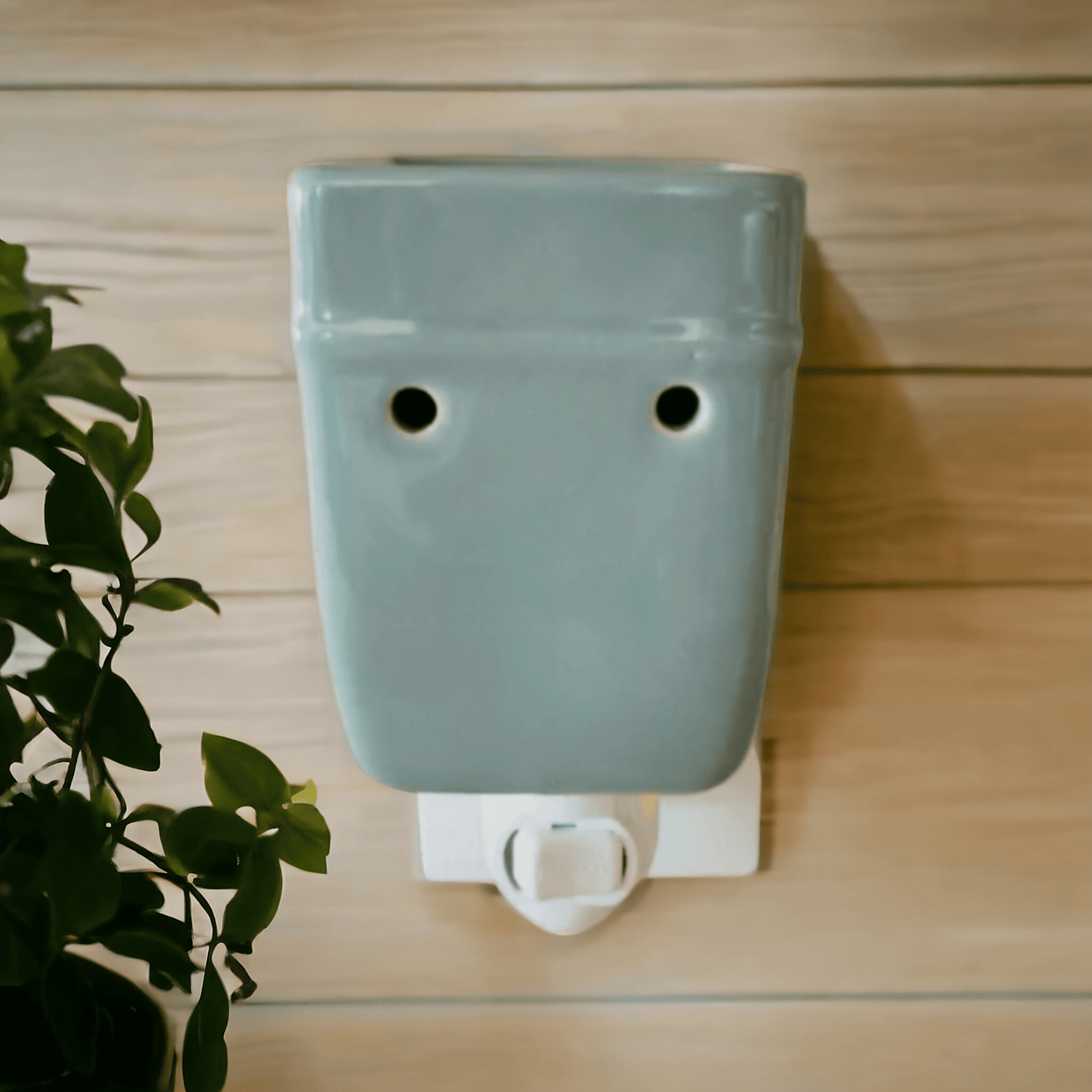 Solid Grey Plug in Warmer - WaxettySolid Grey Plug in WarmerWax Warmer