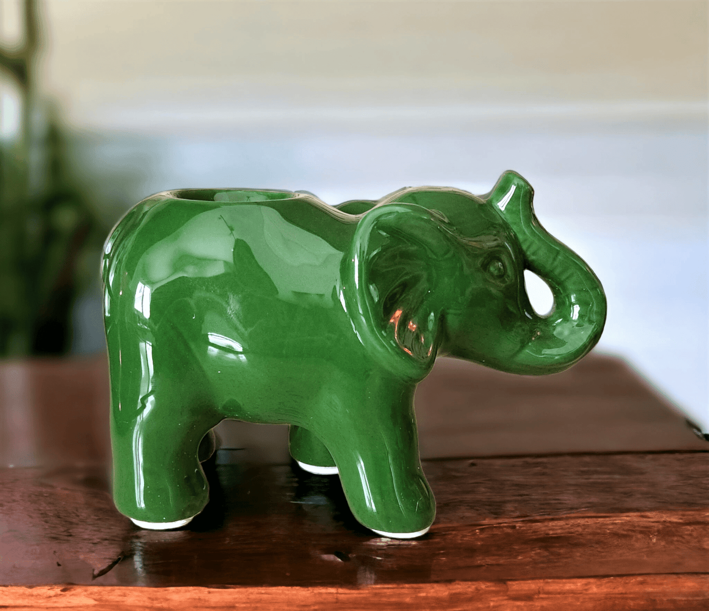 Elephant Ceramic Wax Melter - Green - WaxettyElephant Ceramic Wax Melter - GreenWax Warmer
