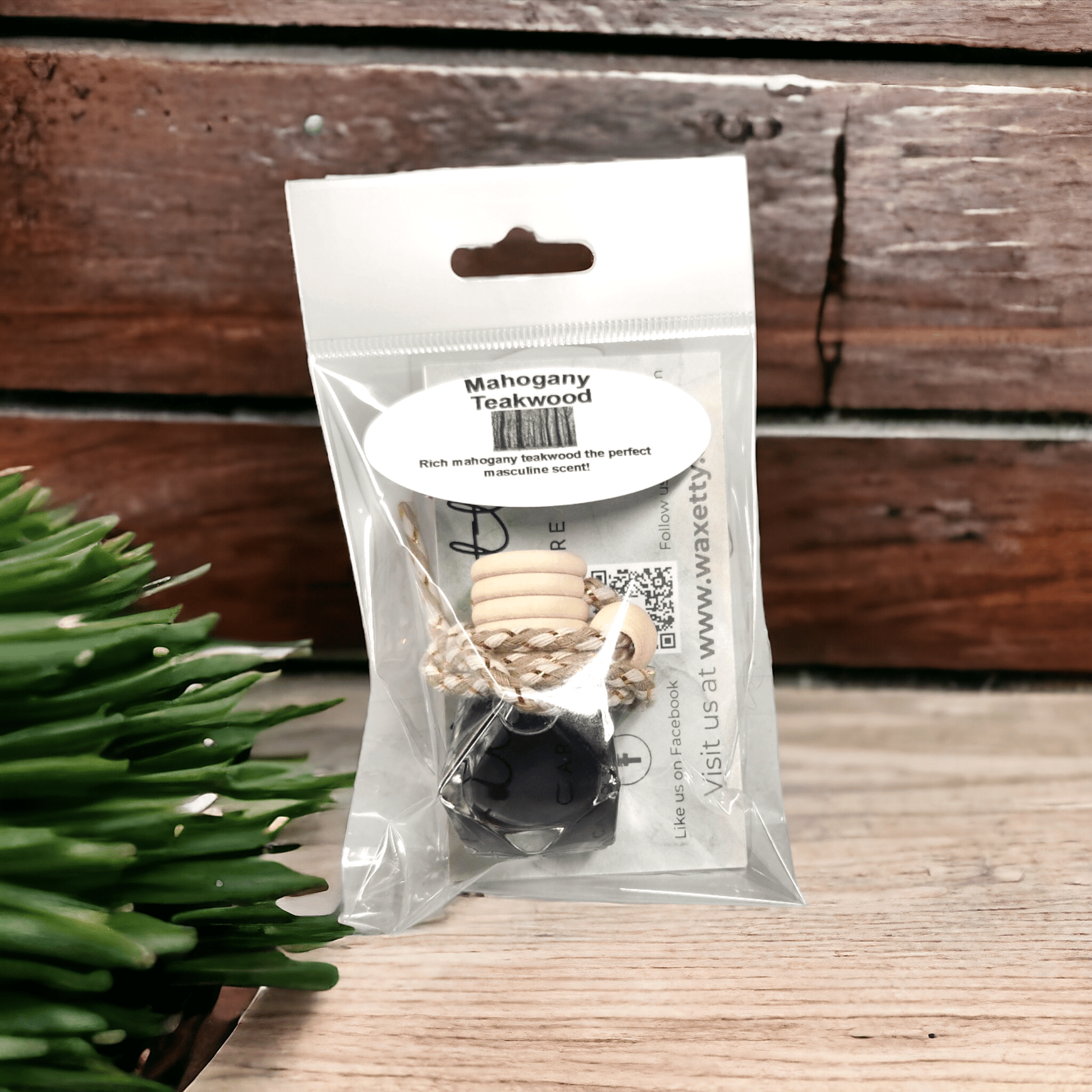 Air Freshener - Mahogany Teakwood - WaxettyAir Freshener - Mahogany TeakwoodAir Freshener