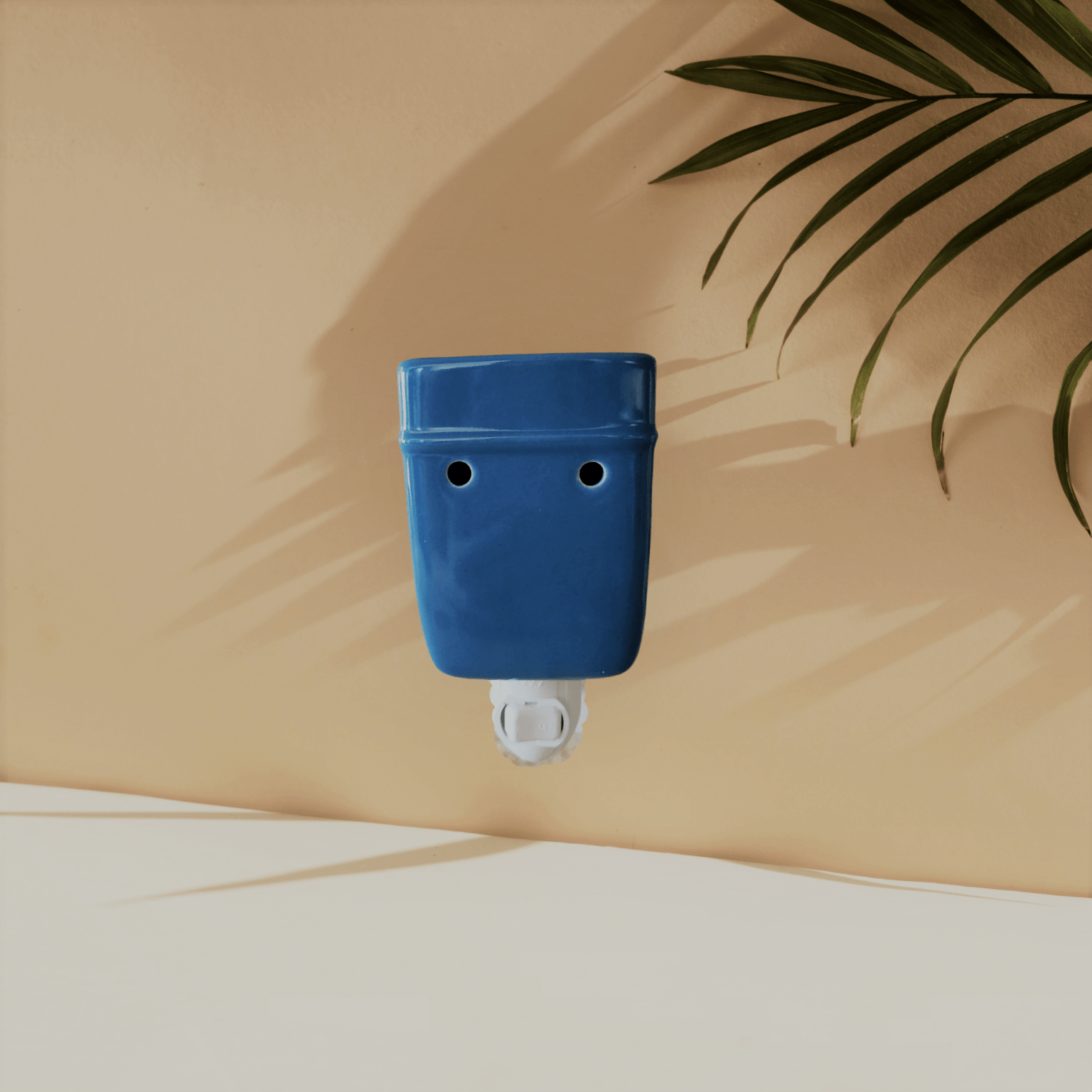Solid Blue Plug in Warmer - WaxettySolid Blue Plug in WarmerWax Warmer